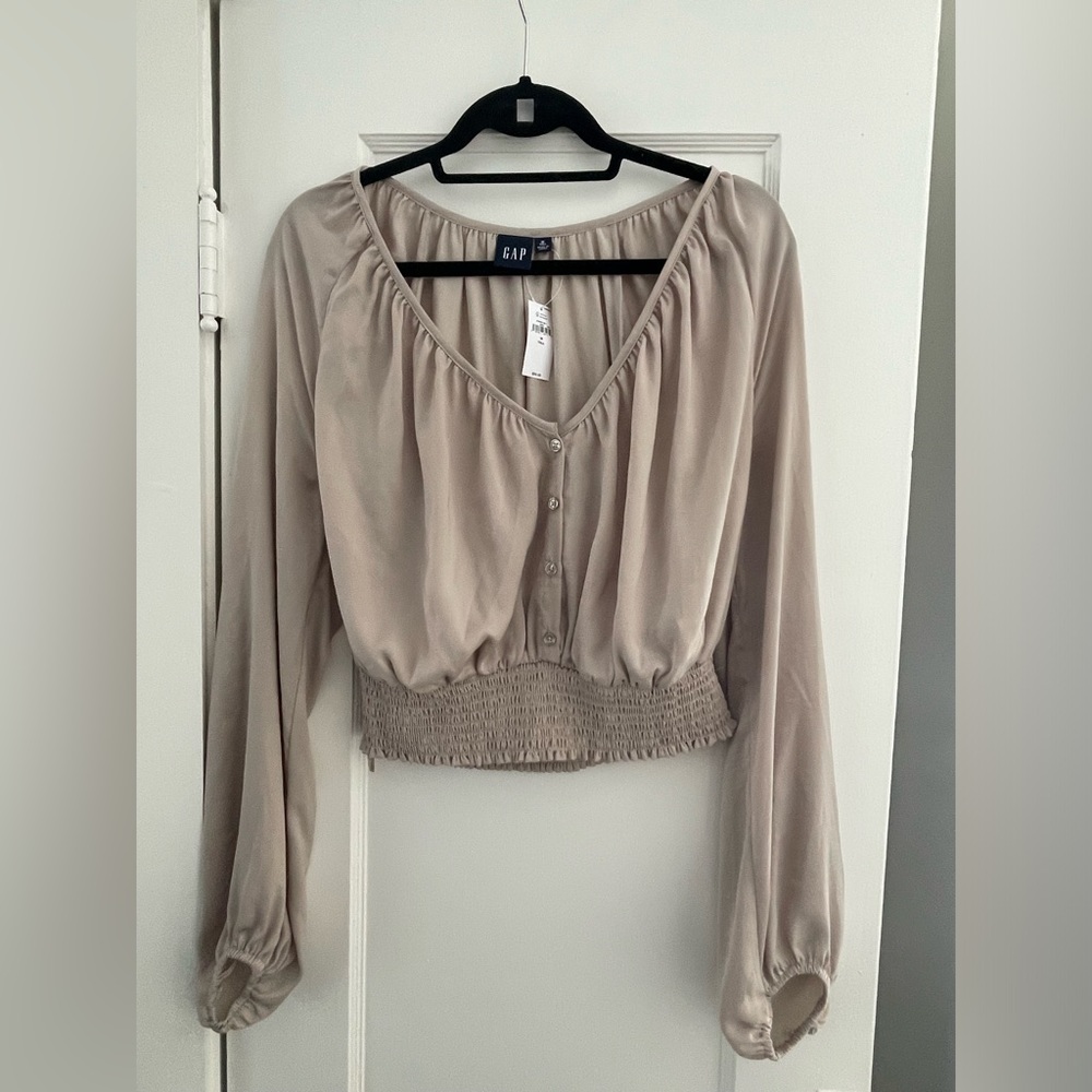 Gap silky top